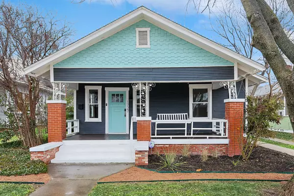 1727 Hurley Ave, Fort Worth, TX 76110-1368