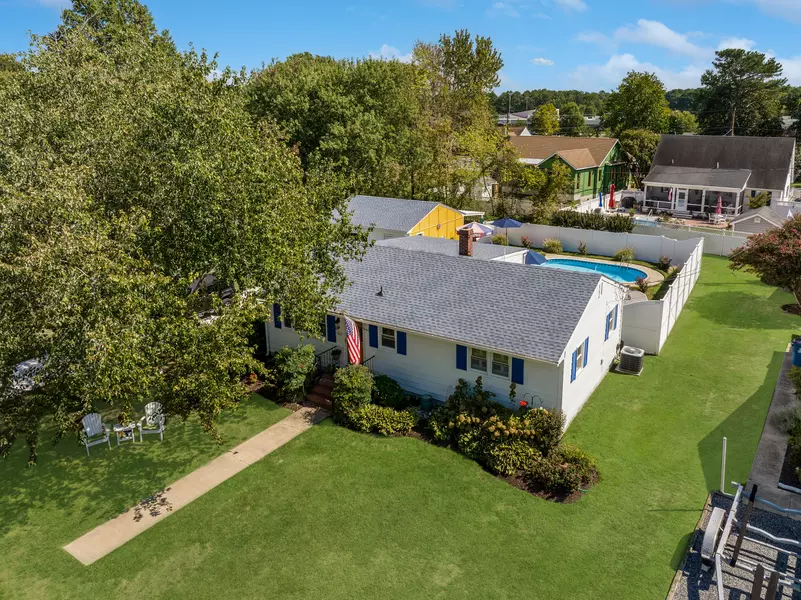 204 E Marengo St, St Michaels, MD 21663-2926