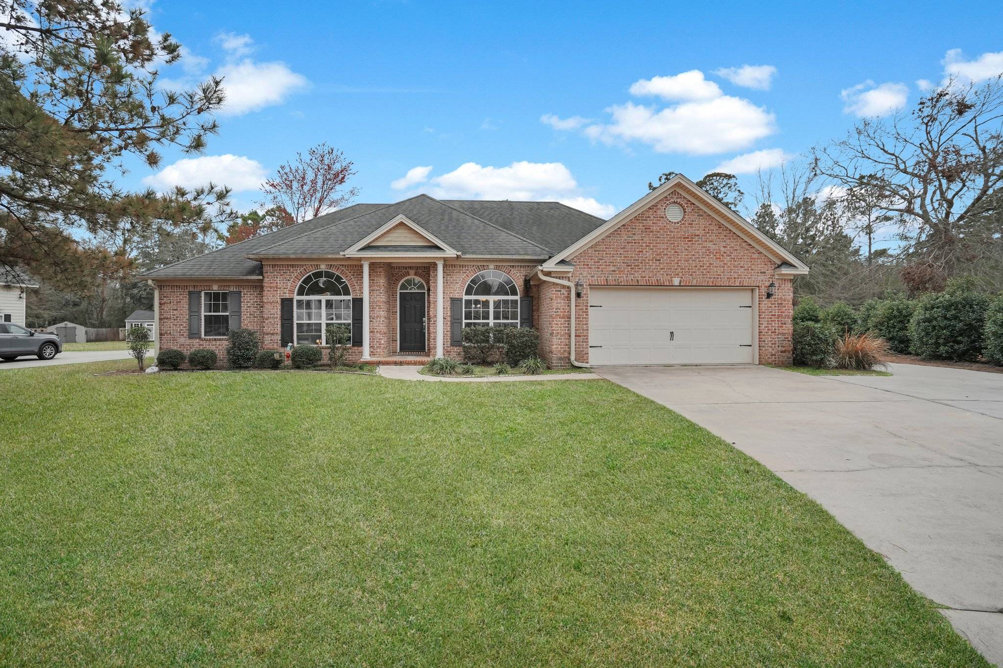 101 Pembroke Pl, Pembroke, GA 31321-5254