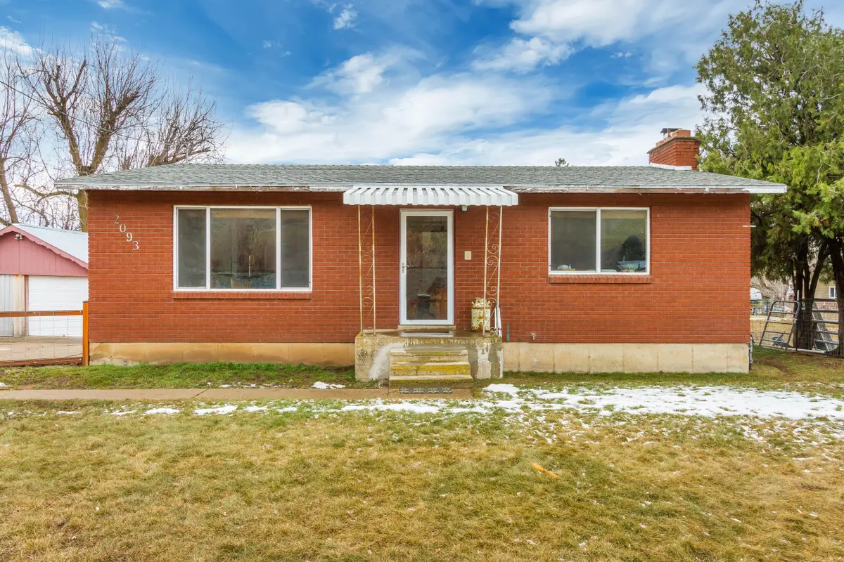 2093 E 6600 W Uintah, Ut,