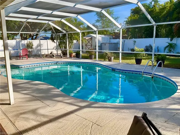 North Fort Myers, FL 33903-4623,4636 Forest Glen Dr