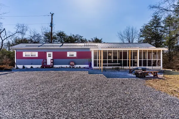 7148 Rock Dr, Three Springs, PA 17264-8063