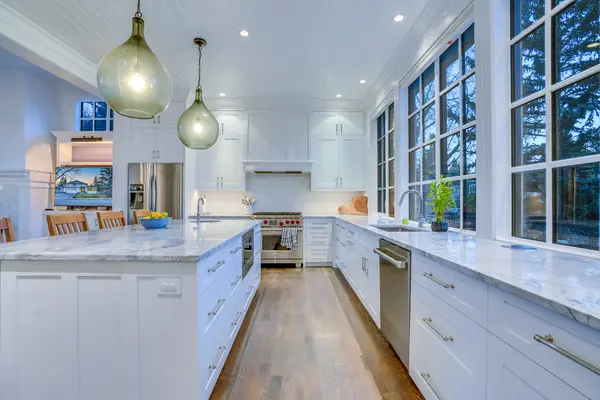 1451 Varsity Estates Dr NW, Calgary, AB T3B 3E4