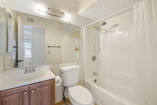 931 W Hermosa Dr, Tempe, AZ 85282-4706