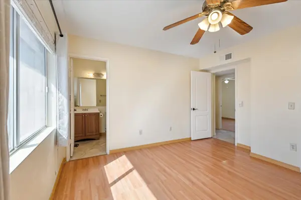 931 W Hermosa Dr, Tempe, AZ 85282-4706