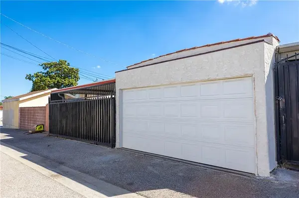 7607 8th Ave, Los Angeles, CA 90043