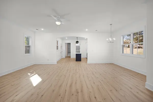219 Clay St, Jackson, TN 38301-5205