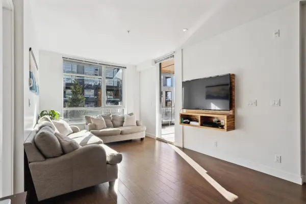 9150 University High St #101, Burnaby, BC V5A