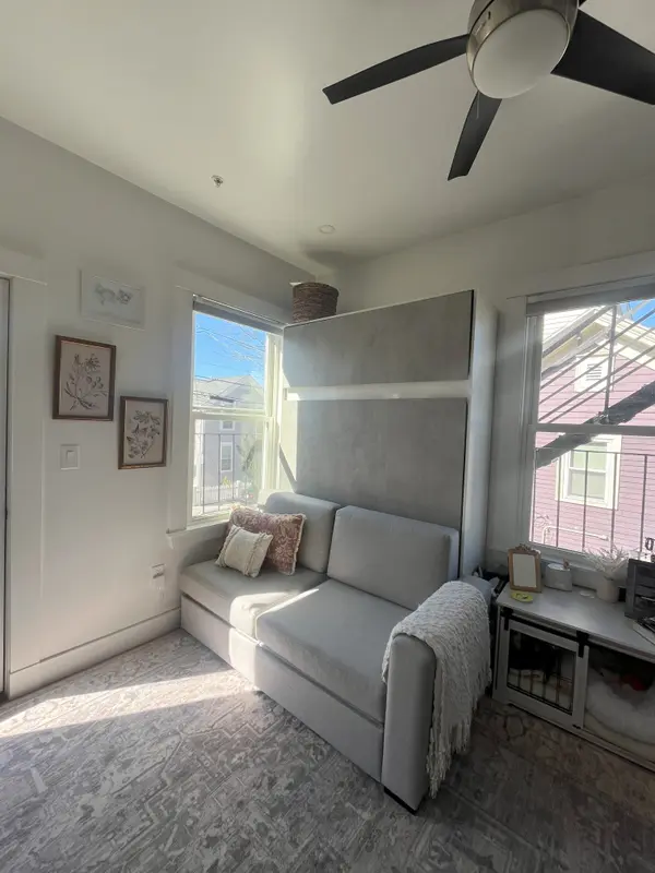 29 Green St #12, Boston, MA 02130-2510