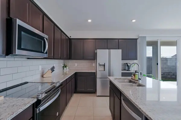 17487 W Daley Ln, Surprise, AZ 85387