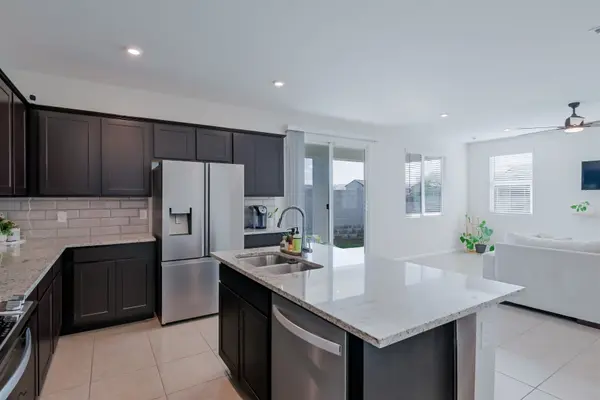 17487 W Daley Ln, Surprise, AZ 85387