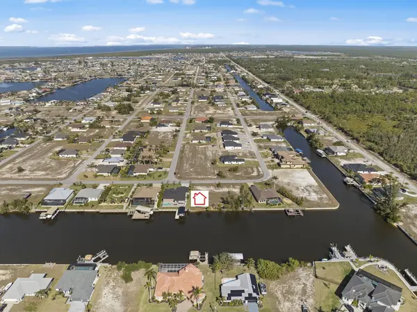 4110 NW 27th St, Cape Coral, FL 33993-8008