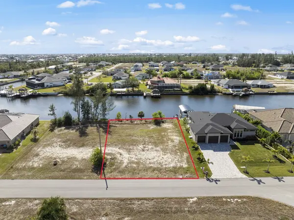 4110 NW 27th St, Cape Coral, FL 33993-8008