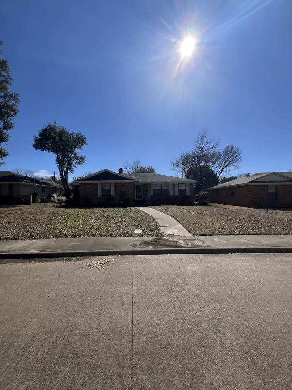 5706 Hillcroft St, Dallas, TX 75227-1537