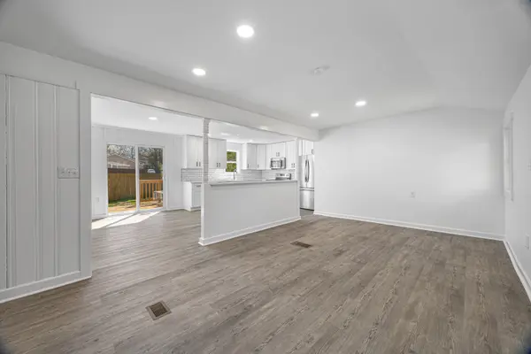 5015 Forestmont Dr, Matthews, NC 28105-5814