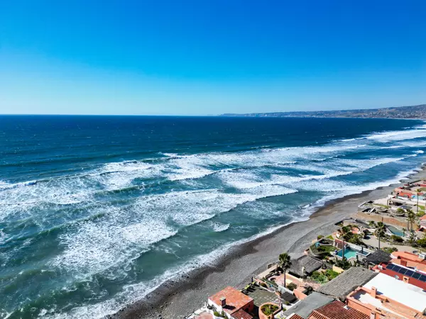 Playas De Rosarito, Baja 22710,Mision Viejo #1012