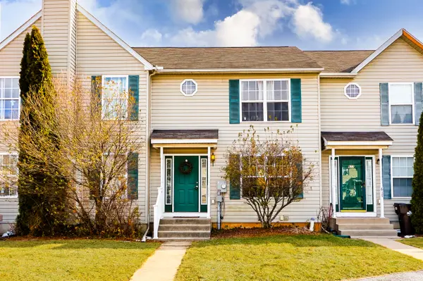 615 Abbe Ct, Freemansburg, PA 18017-6307