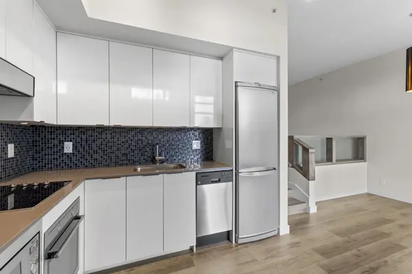 401 E 12TH AVENUE