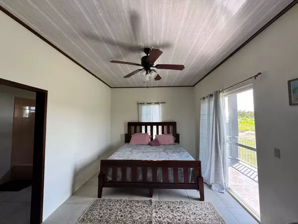 Cayo,,4 bedroom home with country side views
