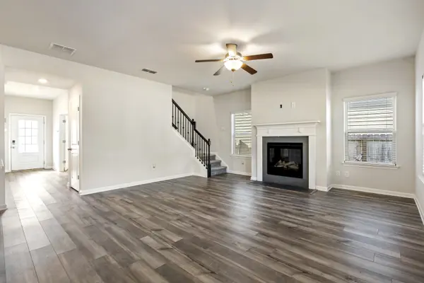 4839 Dufour Dr, Lilburn, GA 30047-6544