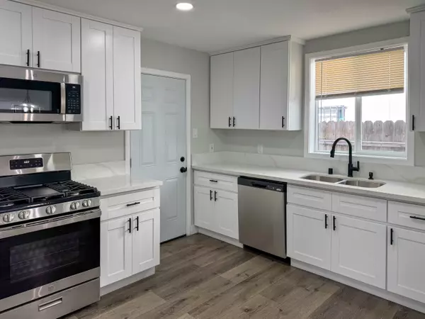 Long Beach, CA 90805-5471,5531 Linden Ave