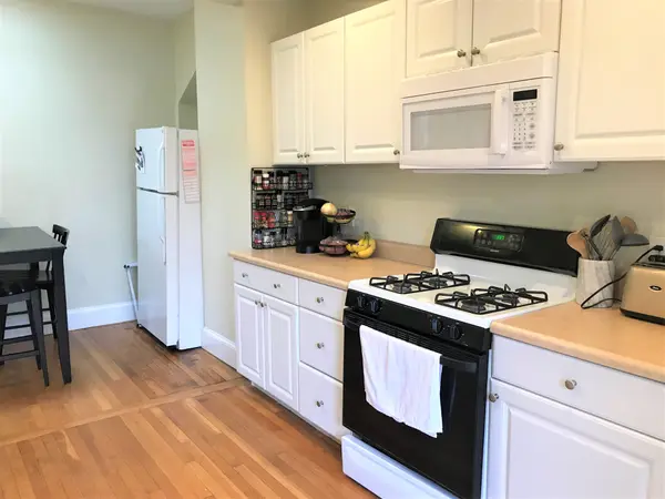 9 St Peter St #6, Jamaica Plain, MA 02130-4907