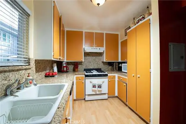 5447 Zelzah Ave #116, Encino, CA 91316-2216