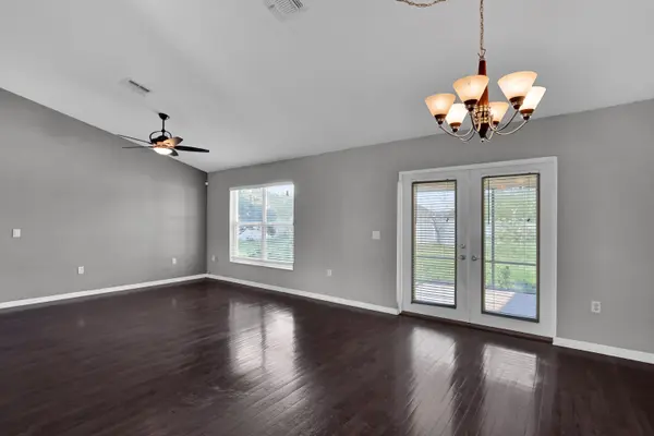 125 Dolcetto Dr, Davenport, FL 33897-4420