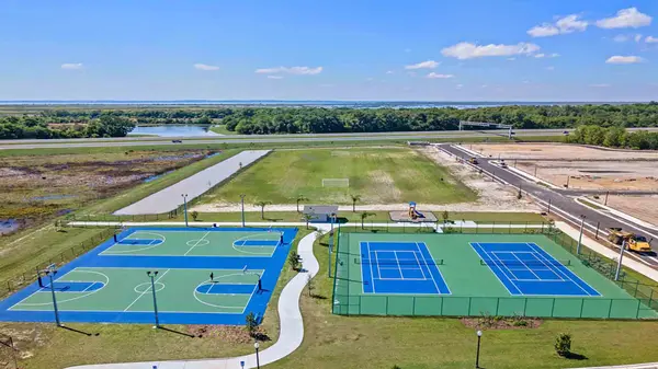 2737 Flushing Dr, Apopka, FL 32703-0069