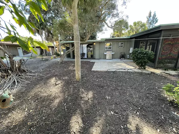 Sarasota, FL 34242,4959 COMMONWEALTH DR