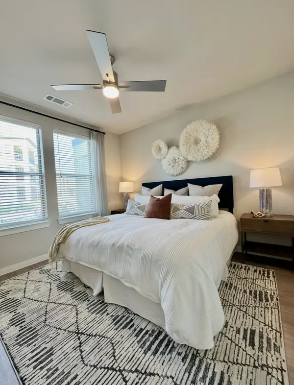 1239 E Borgfeld Dr, San Antonio, TX 78260-1462