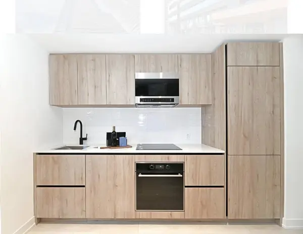 117 Broadway Ave, Toronto, ON M4P 0E7