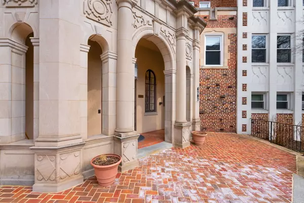 Washington, DC 20008-5631,4707 Connecticut Ave NW #604