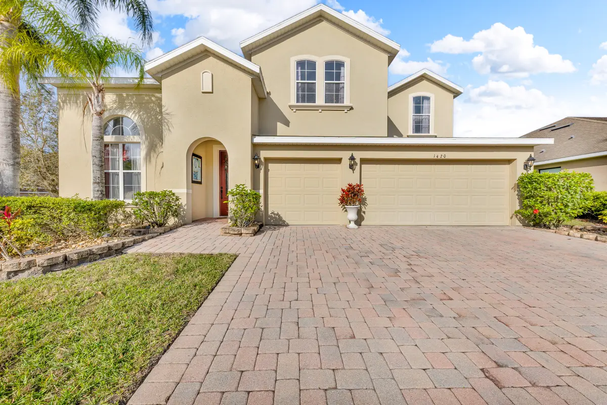 1420 Prairie Oaks Dr, St Cloud, FL 34771-8875