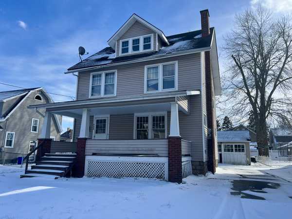 232 E Meyer Ave, New Castle, PA 16105-2119