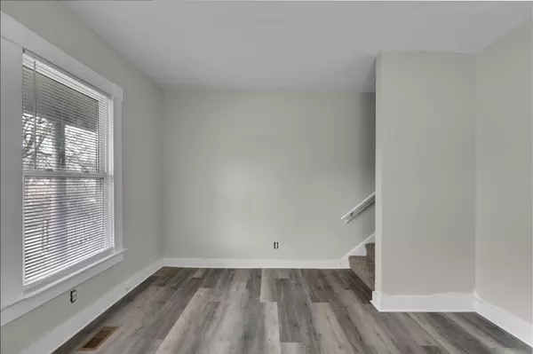 547 N Traub Ave, Indianapolis, IN 46222-3832