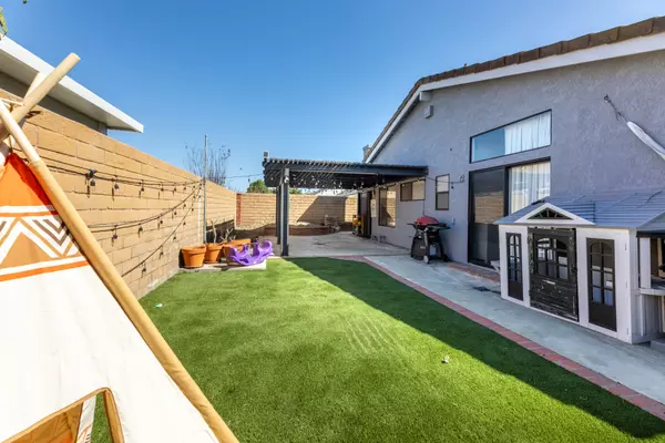 Cerritos, CA 90703-8920,13427 Reva Cir