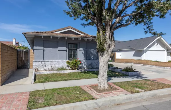 Cerritos, CA 90703-8920,13427 Reva Cir