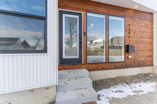 1251 S Alabama St, Indianapolis, IN 46225-2501