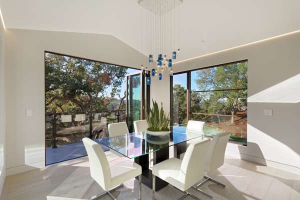 12175 Edgecliff Pl, Los Altos Hills, CA 94022
