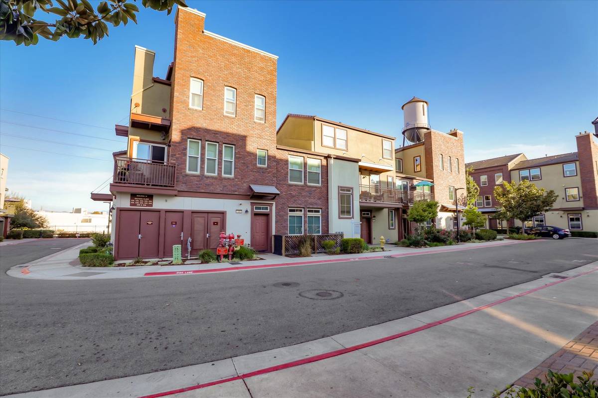 330 Bautista Pl, San Jose, CA 95126