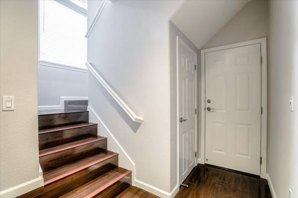 330 Bautista Pl, San Jose, CA 95126