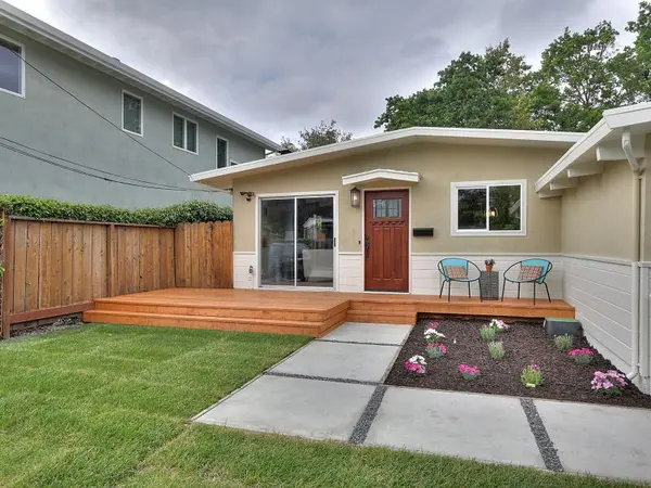 65 Lorelei Ln, Menlo Park, CA 94025