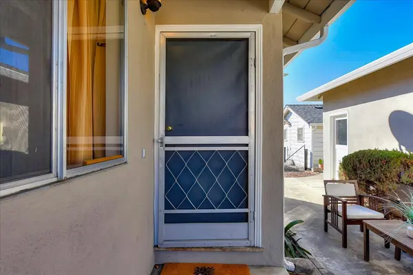 819 Harrison St, Santa Clara, CA 95050