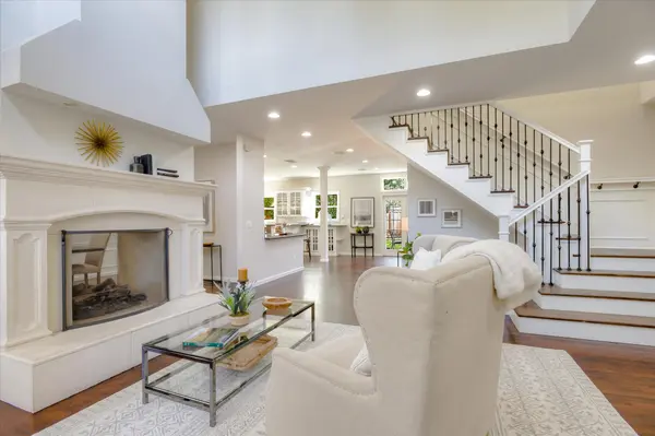 816 Bruce Drive, Palo Alto, CA 94303