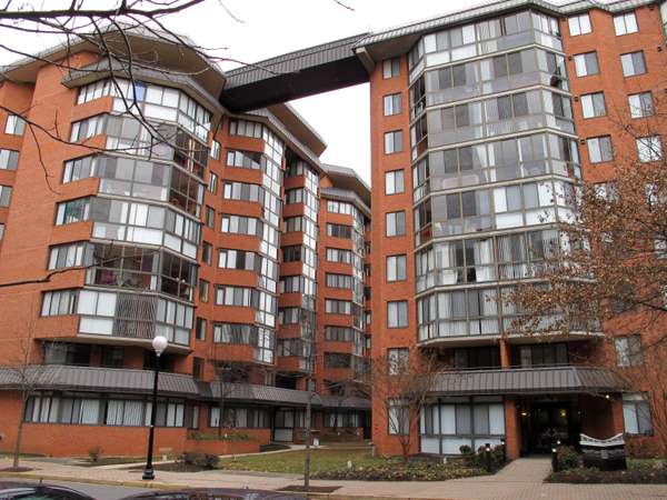 Arlington, VA 22201,1024 North Utah Street #416