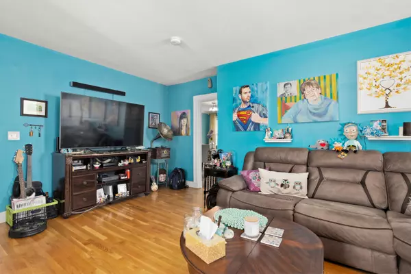 Malden, MA 02148,138 Walnut Street #5