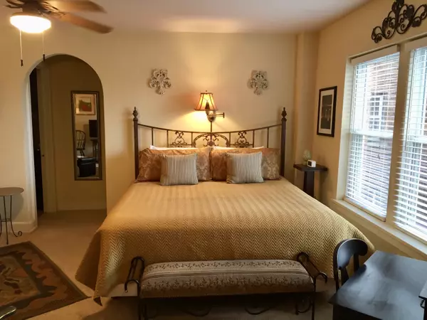 Milwaukee, WI 53202,1028 East Juneau Avenue #508