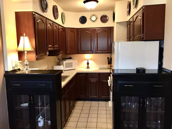 Milwaukee, WI 53202,1028 East Juneau Avenue #508