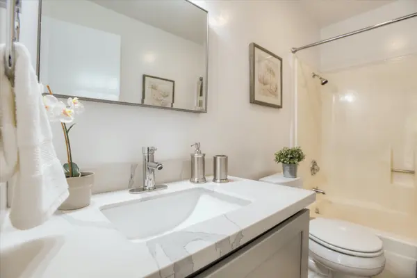 707 Bryant Street #201, Palo Alto, CA 94301